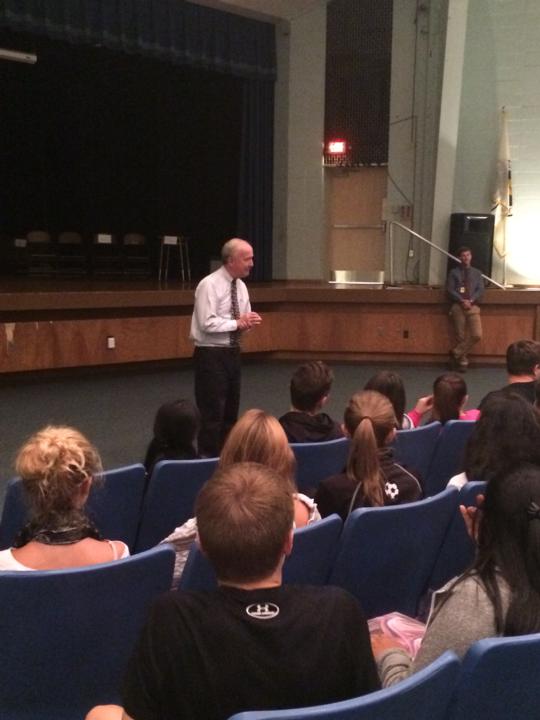 Frelinghuysen answers student questions at Cedar Grove High School