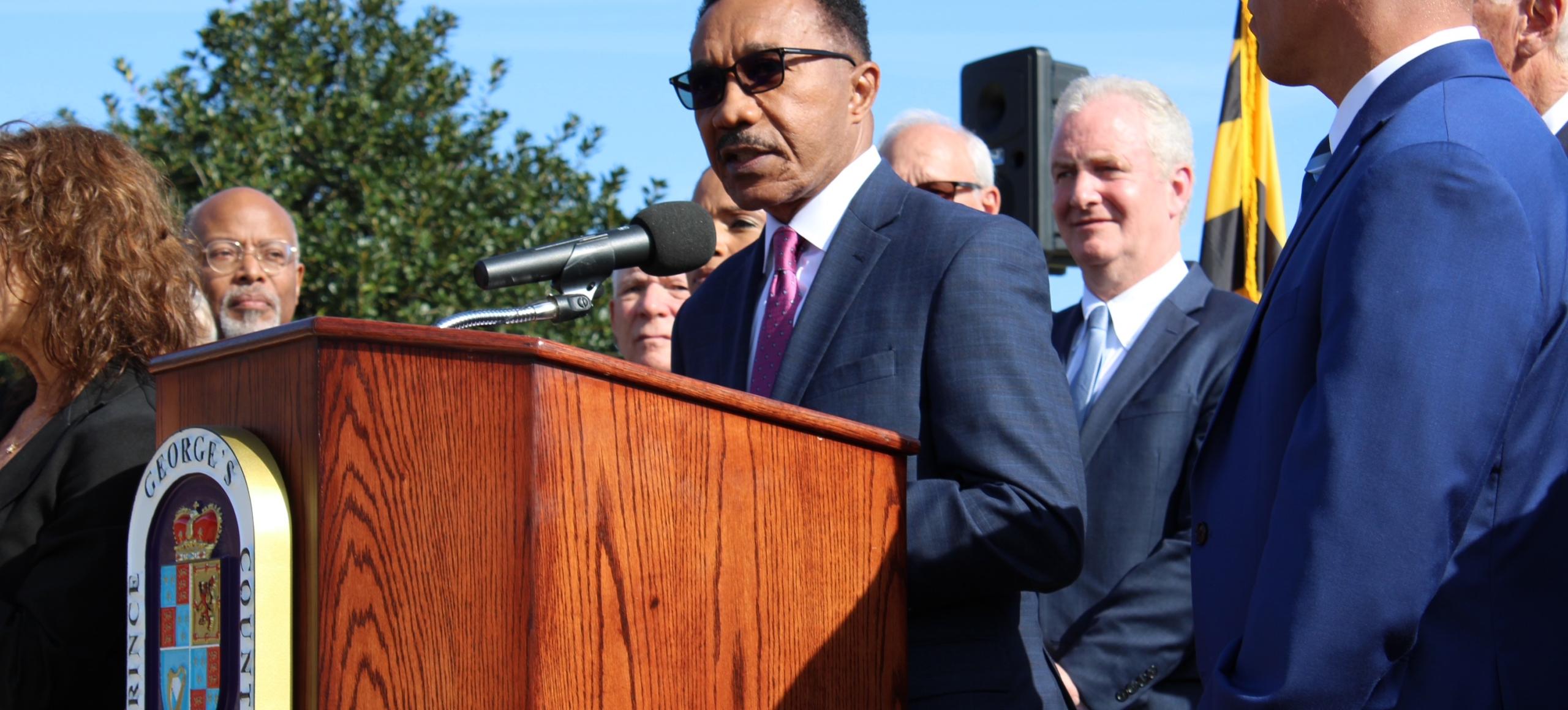Congressman Mfume Urges FBI Headquarters be Relocated to Prince George's County