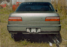 Photograph of vehicle similar to suspect's vehicle